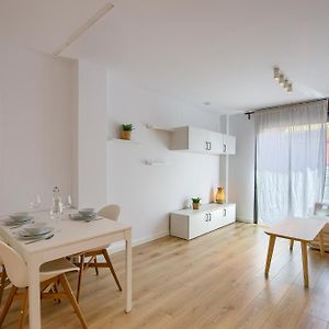 One-Bedroom Deluxe Apartment